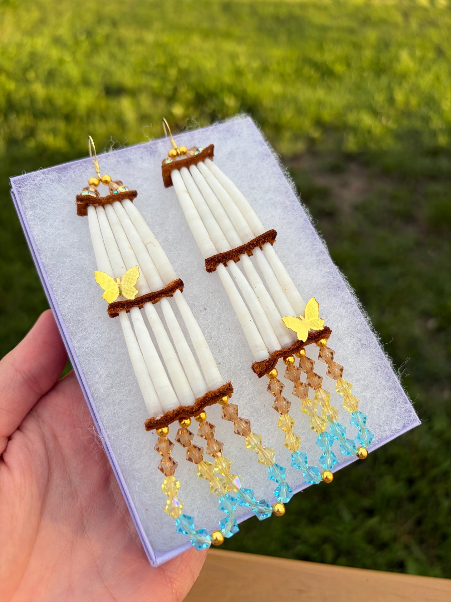 Light Blue 2-Tier Dentalium Shell Earrings 🦋