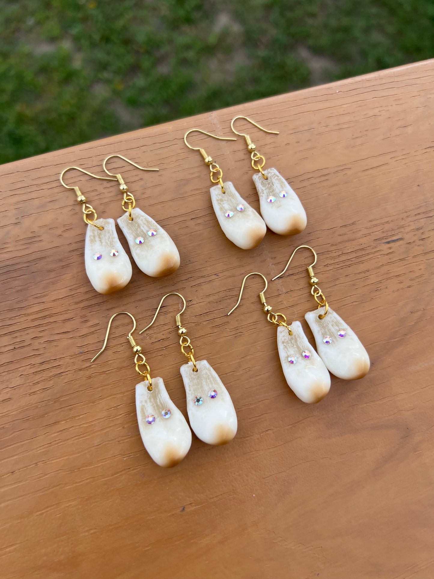 Imitation Elk Teeth Earrings with Crystal Gems