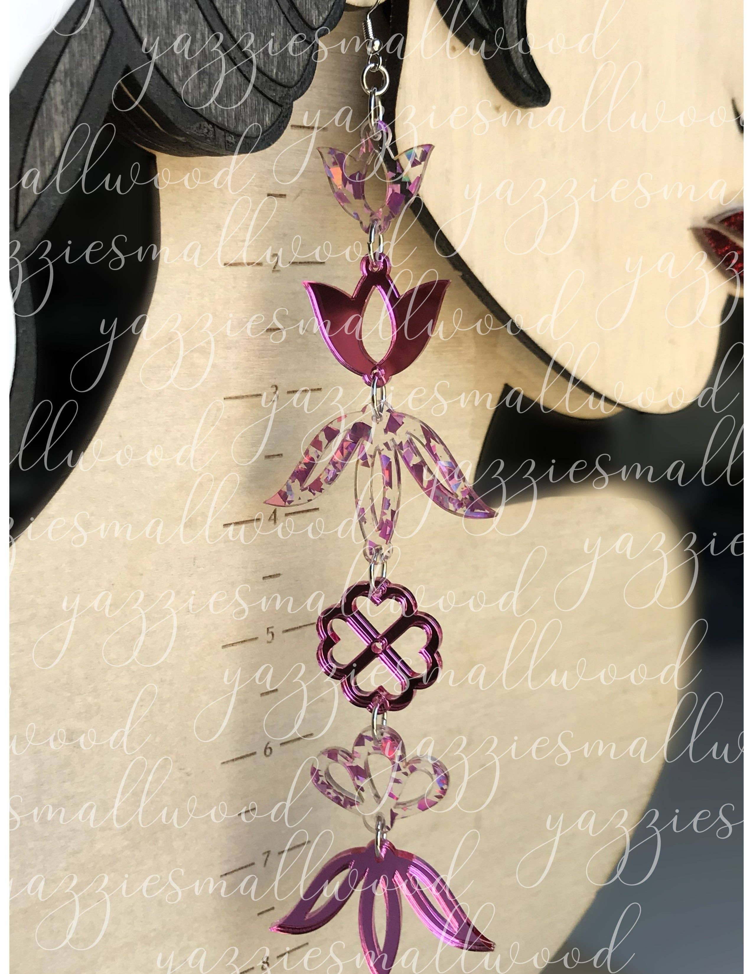 yazziesmallwood - Whimsical Florals XL earrings: Gold Mirror Flake