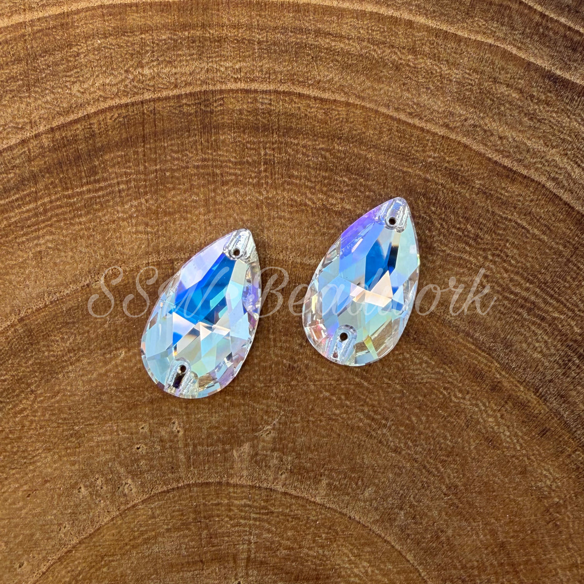 Flatback Drop Crystal Centers (Pair)