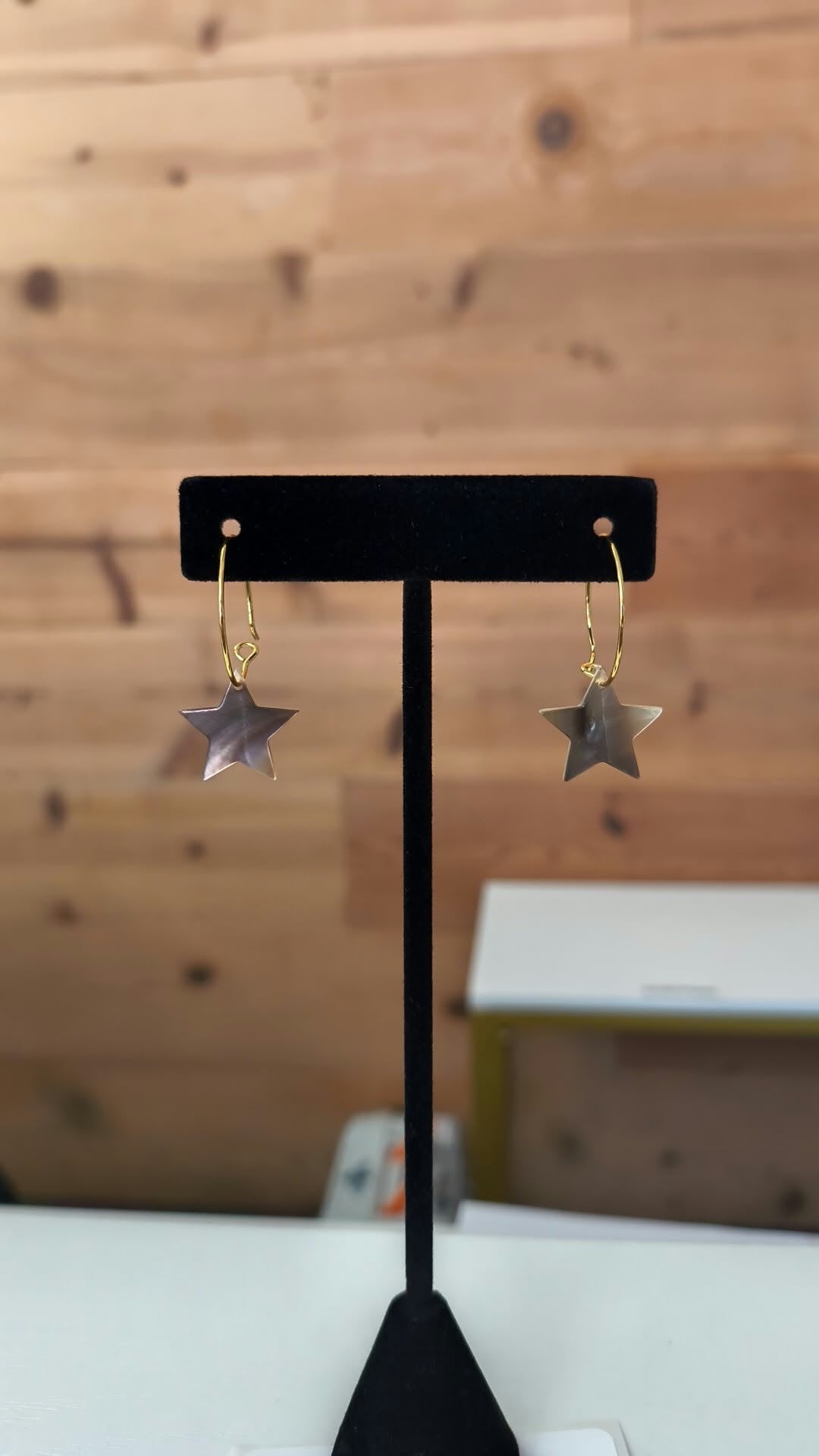 Wozek's.Iketawn - 17mm MOP Star Earrings