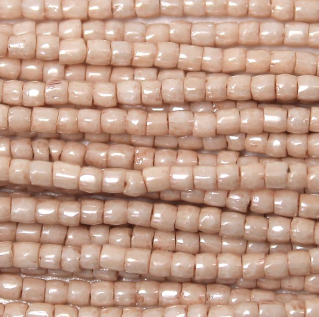 9/0 Tri-Cut Beads