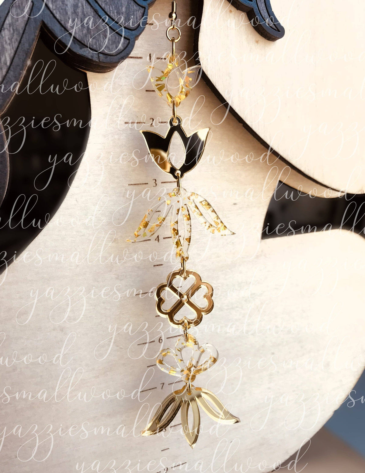 yazziesmallwood - Whimsical Florals XL earrings: Gold Mirror Flake
