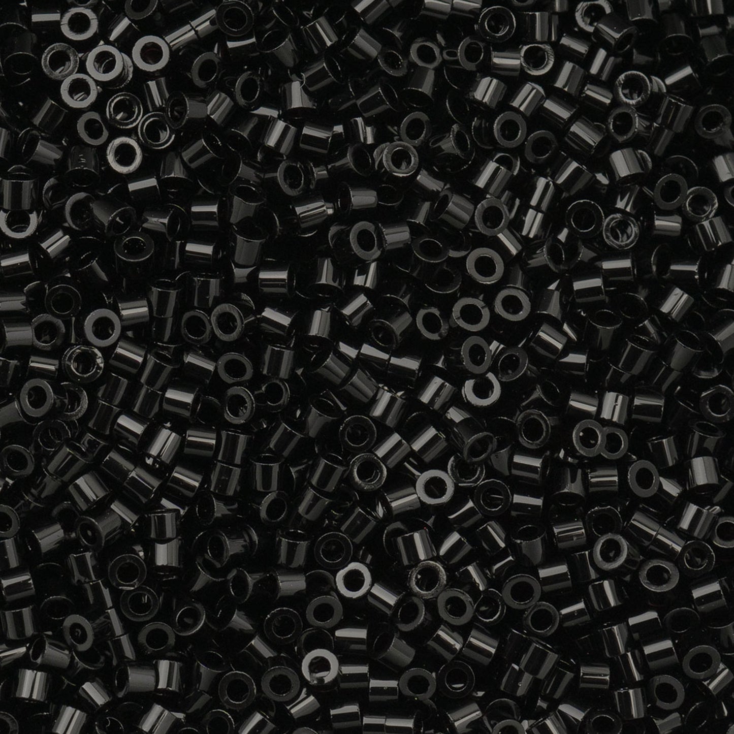 Cylin Bead 11/0 25g Bag Opaque Black