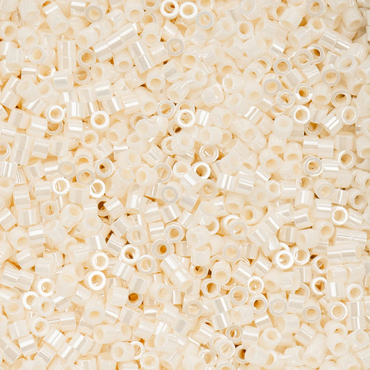 Cylin Bead 11/0 25g Bag Opaque White Bisque Ceylon